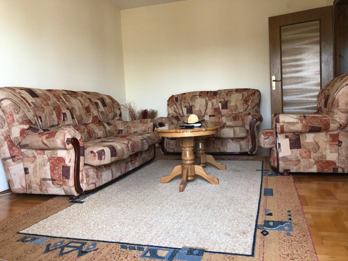 Apartman Djina Vrnjačka Banja 外观 照片